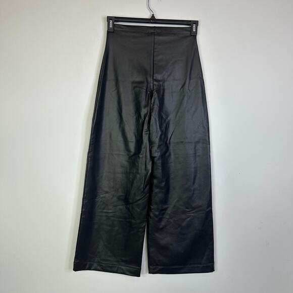 Ripley Rader Black Vegan Leather Straight Leg Pant: Cropped Size 3 (Medium) - Picture 4 of 11